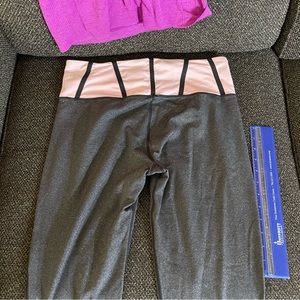 LULULEMON ATHLETICA WOMENS CAPRI GREY/WHITE/PINK